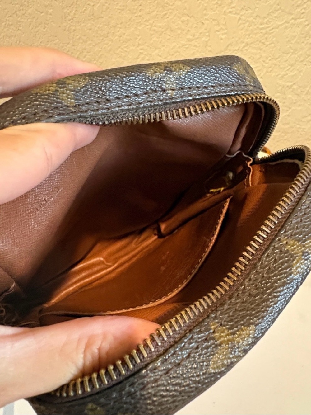 Louis Vuitton Danube Mini
Brown Monogram Crossbody Bag - Picture 7 of 14